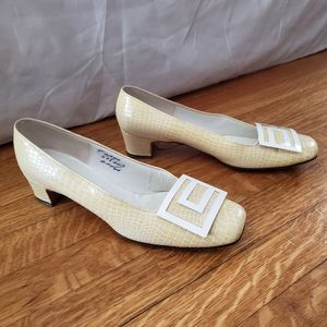 Retro Low Heel Shoes